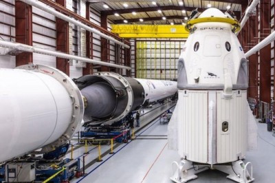 Элон Маск: SpaceX потратил «сотни миллионов» на создание капсулы астронавта для НАСА